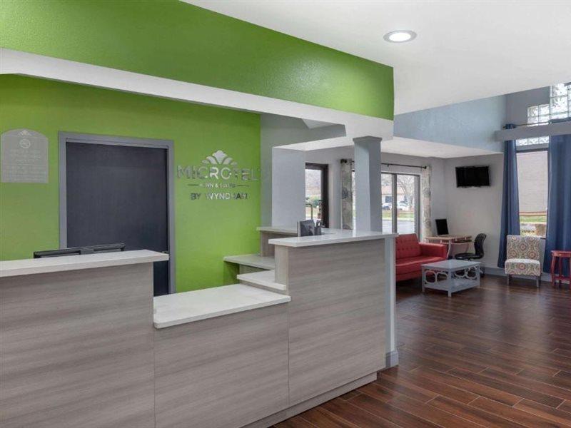 Microtel Inn By Wyndham Lake Norman Cornelius Exterior foto