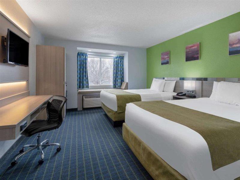 Microtel Inn By Wyndham Lake Norman Cornelius Exterior foto