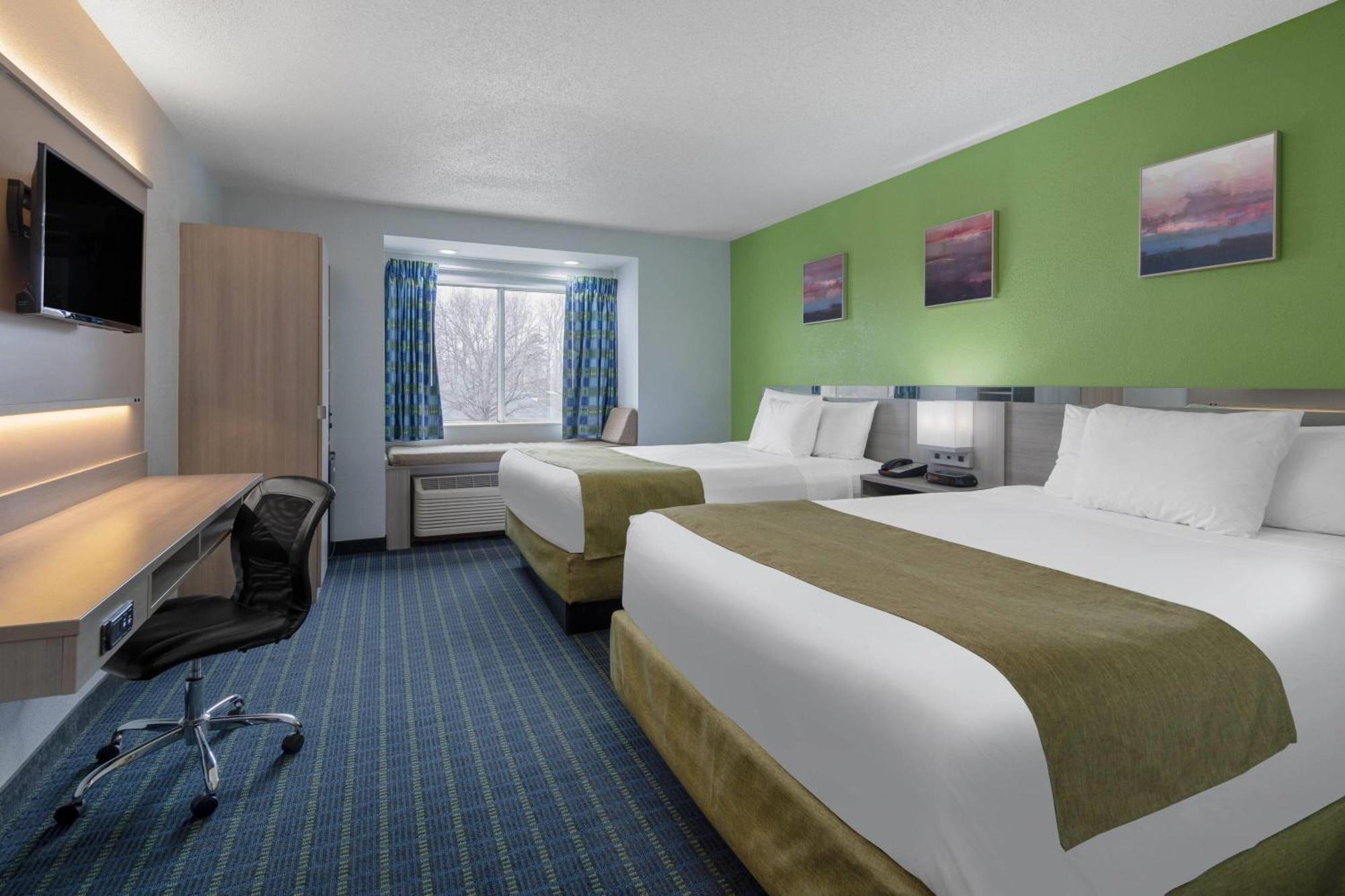 Microtel Inn By Wyndham Lake Norman Cornelius Exterior foto